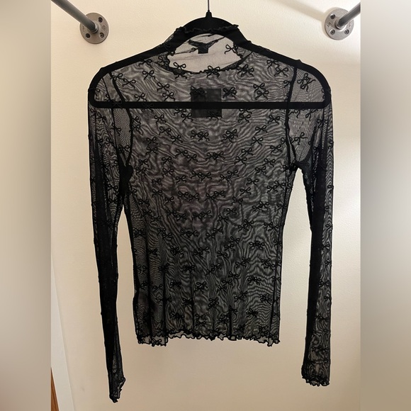 American Eagle Black Sheer Long Sleeve - Picture 3 of 3